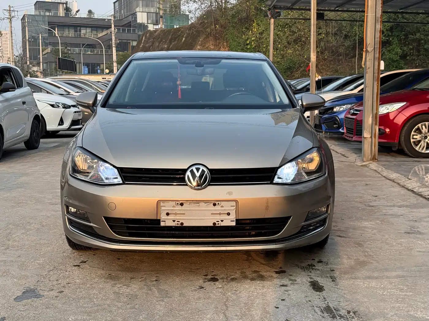 Volkswagen Golf 2016 230TSI Automatic Luxury фото 2