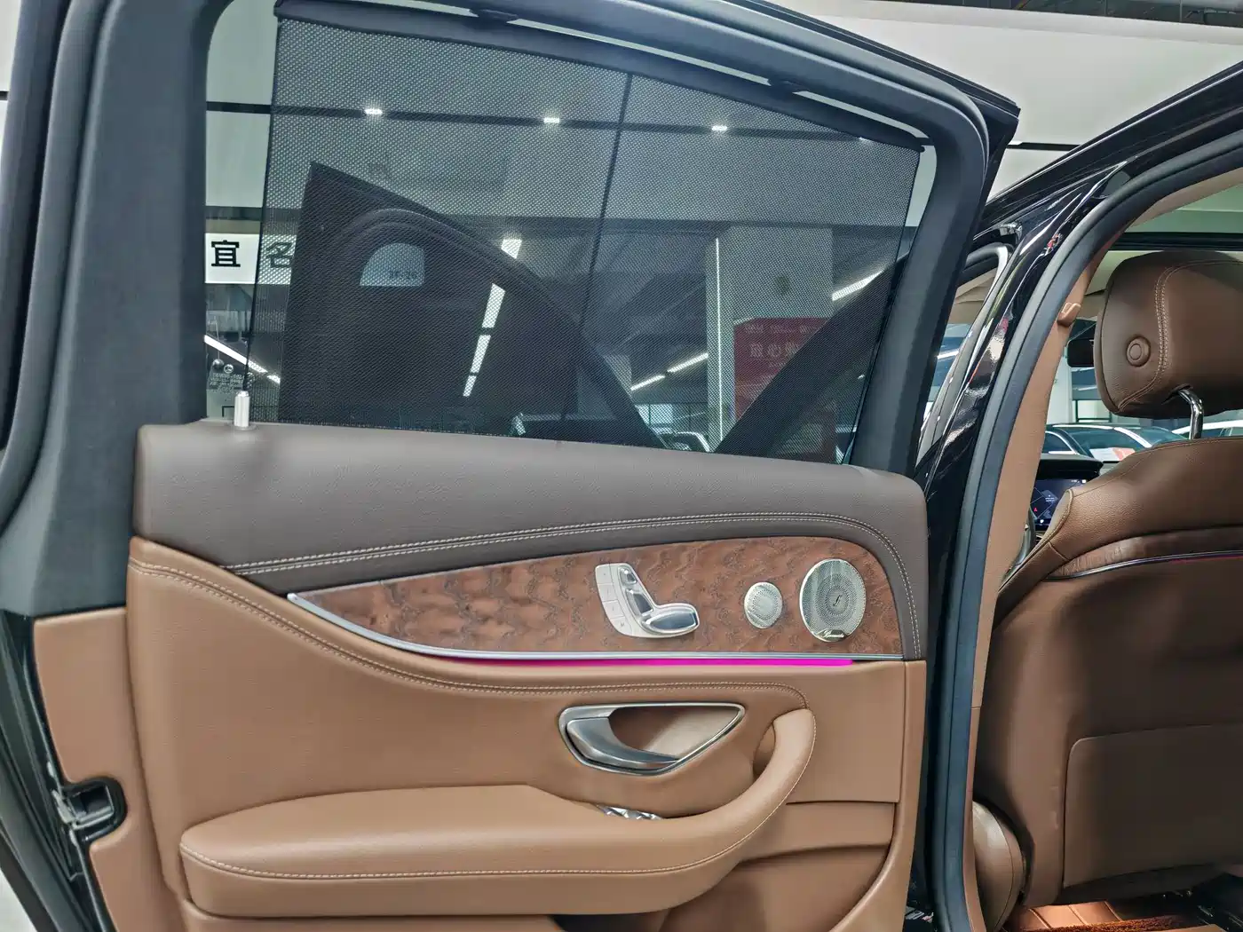 Mercedes-Benz E-Class 2021 E 300 L Luxury фото 18