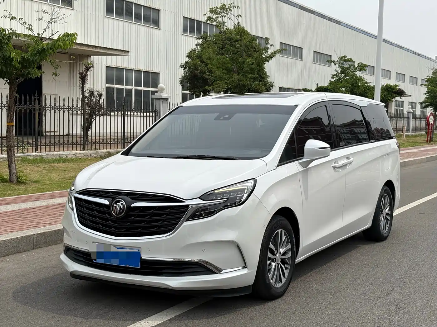 Buick GL8 2020 Model ES Landglory 653T Premium фото 2
