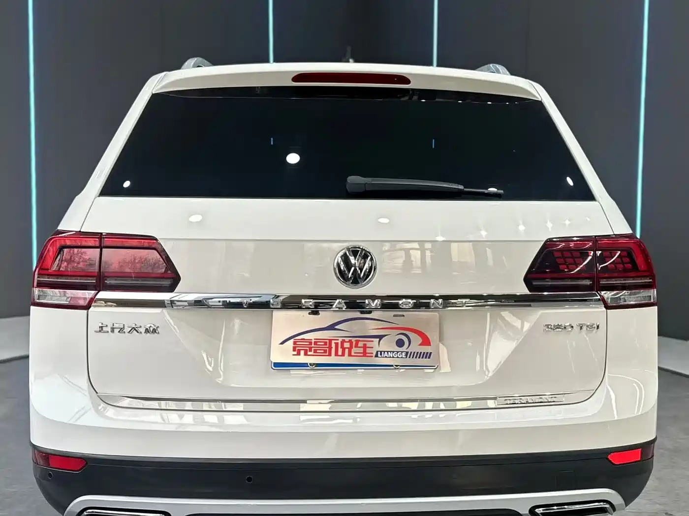 Volkswagen Teramont 2017 380TSI 4WD Comfort Edition фото 7