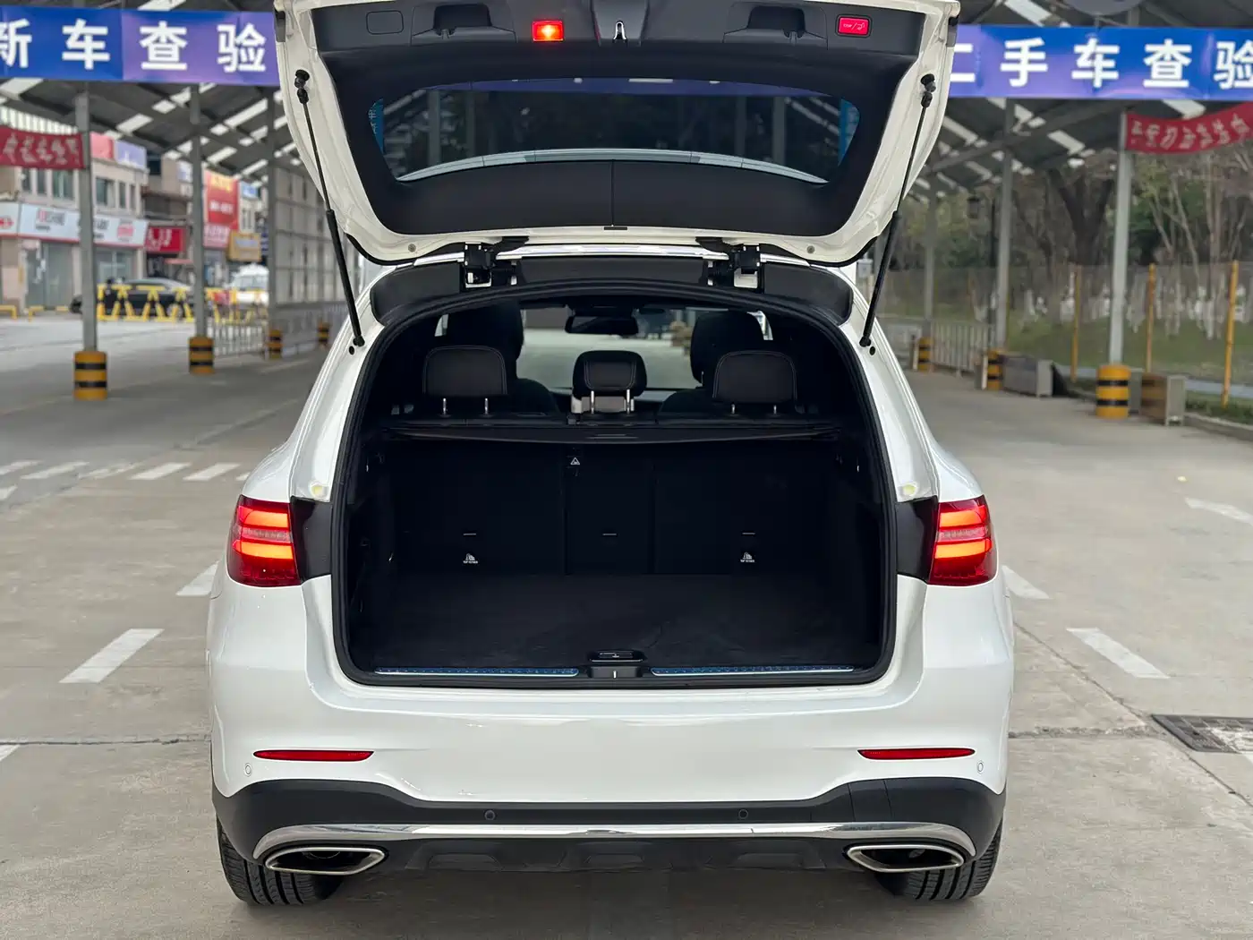Mercedes-Benz GLC 2017 GLC 300 4MATIC Dynamic фото 6