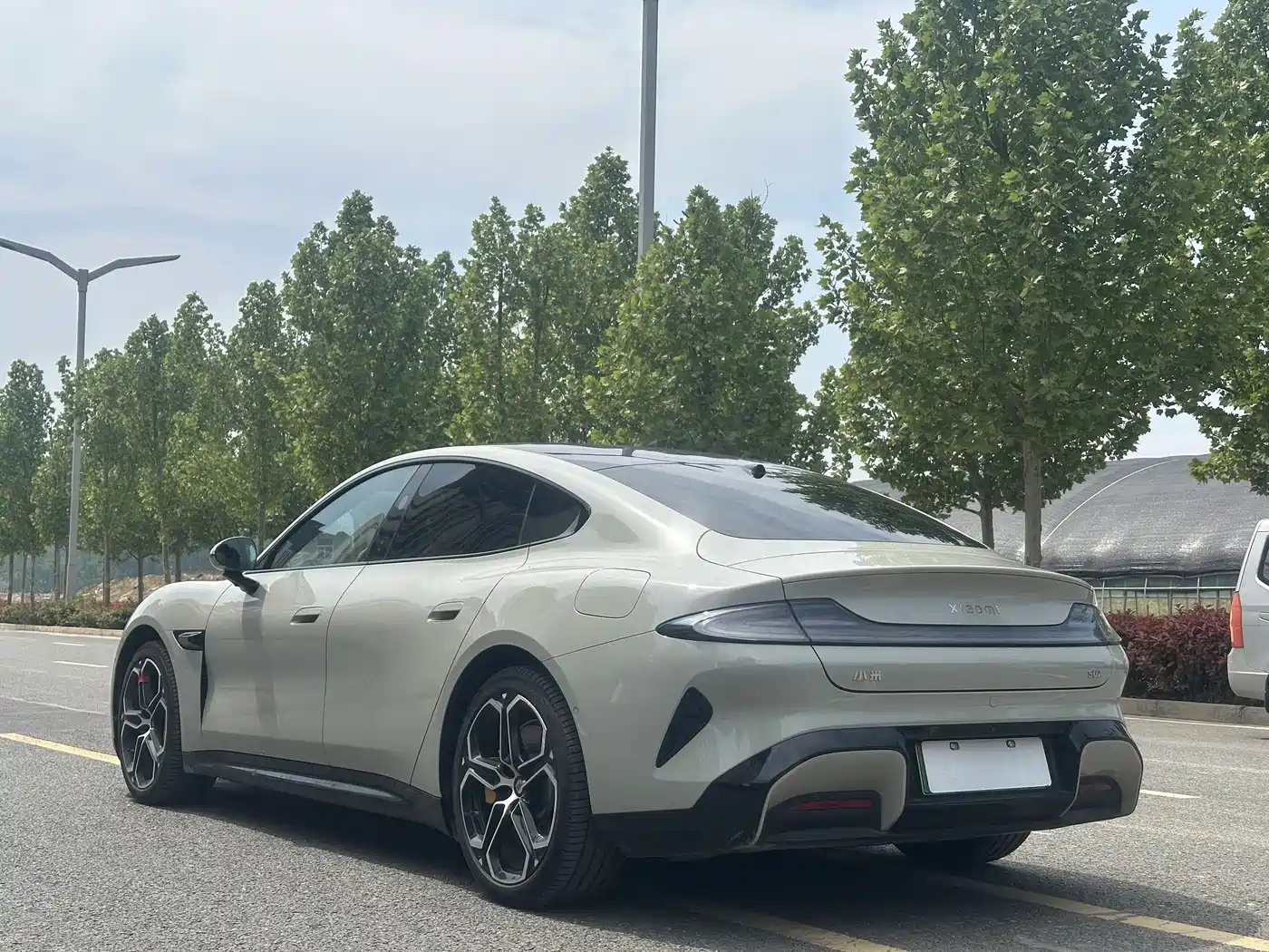 XIAOMI CAR XIAOMI SU7