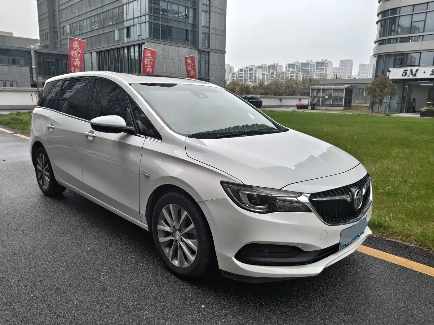 Buick GL6 2019 18T 6-seat Connected Luxury China VI фото 2