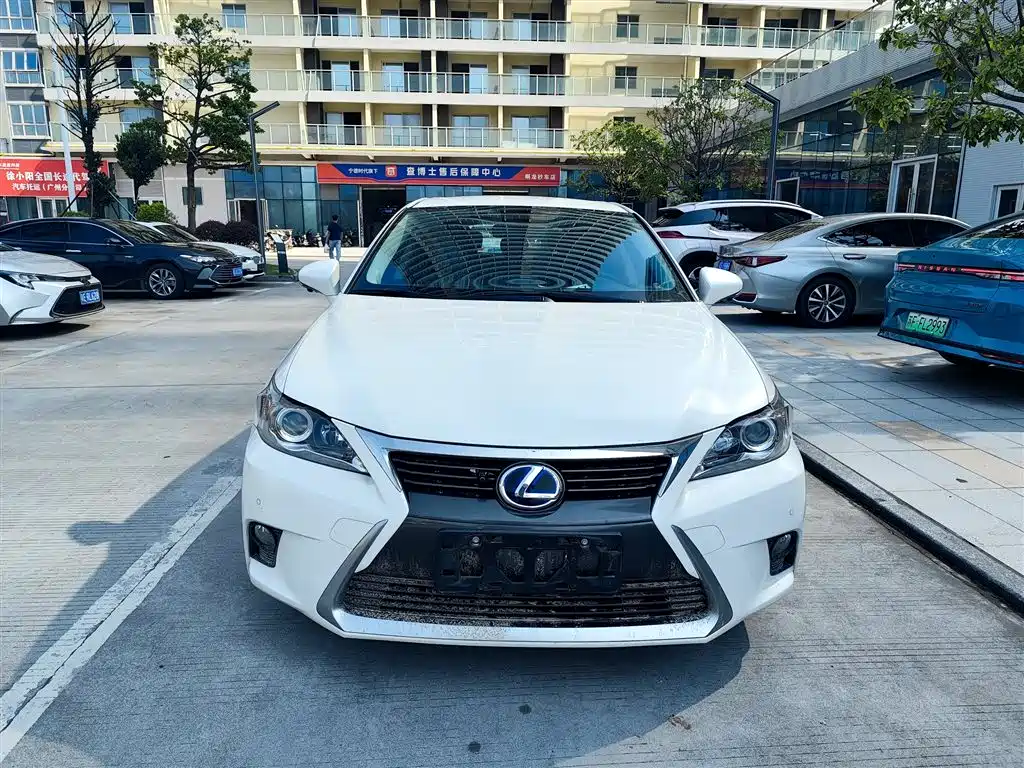 Lexus CT 2017 2014 CT200h Comfort Monochrome