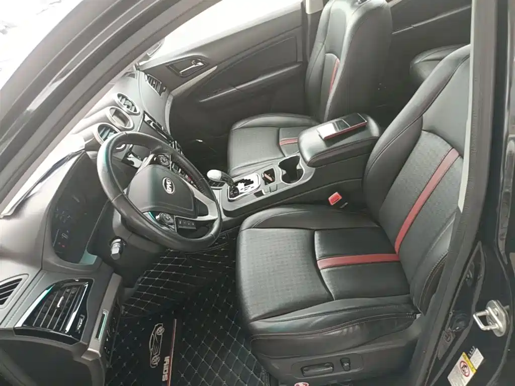 BYD S7 2015 2.0T Automatic Premium фото 15