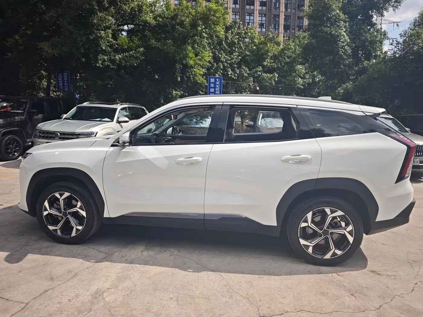 Geely Boyue L 2023 2023 1.5TD DCT Premium