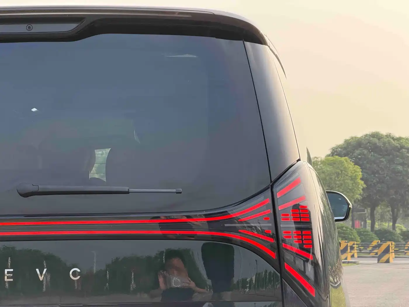 Geely Galaxy Yizhen L380 2025 Model 805km Flagship Edition AWD фото 9