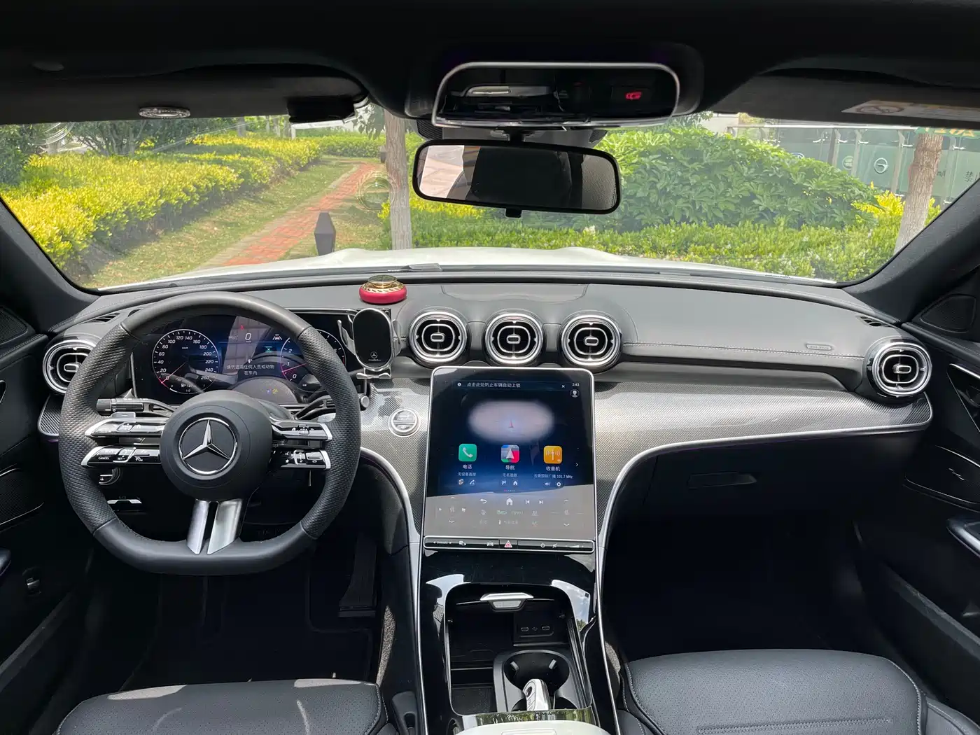 Mercedes-Benz C-Class 2025 C 260 L Sport Edition фото 12