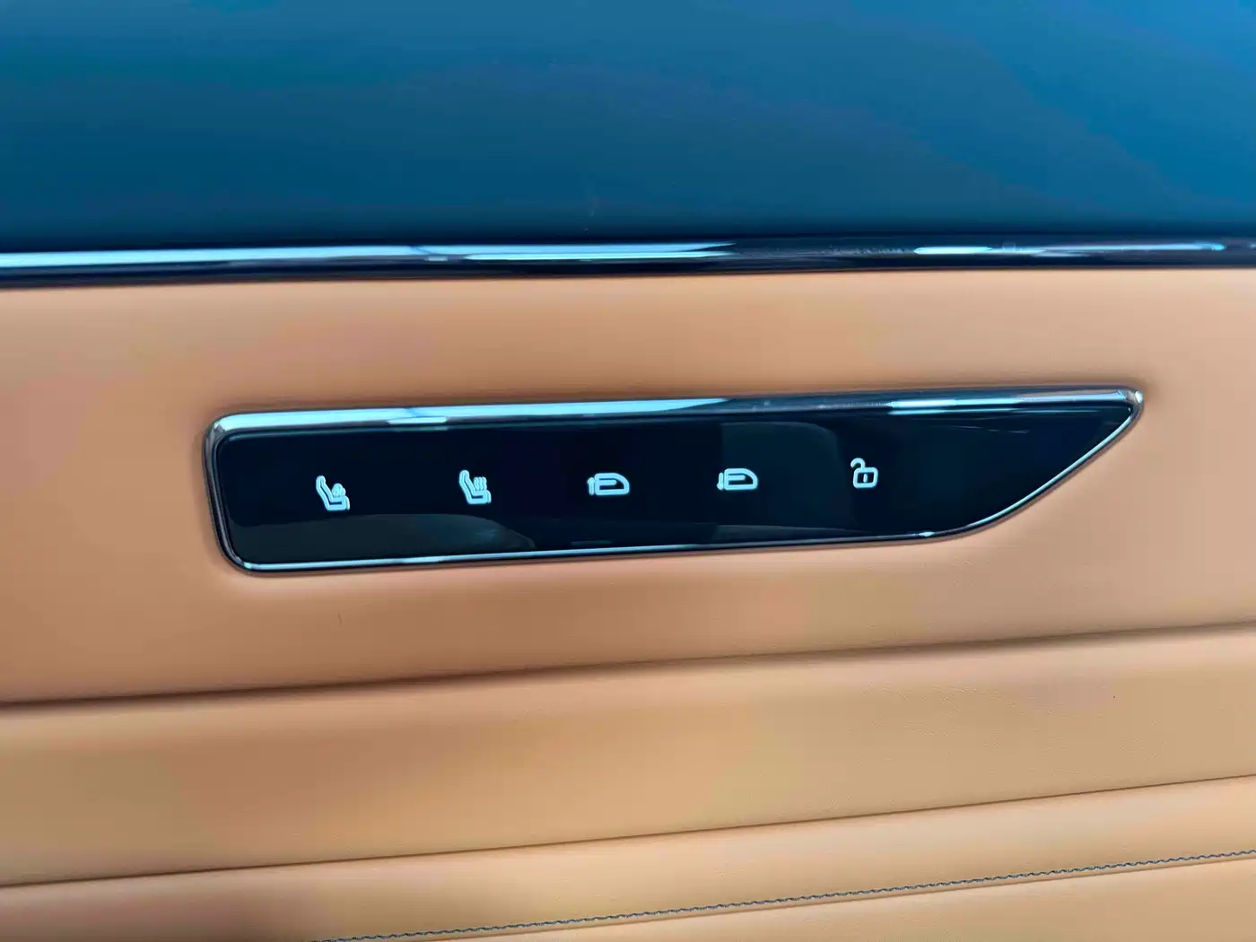 Geely Galaxy Yizhen L380 2025 Model 805km Flagship Edition AWD фото 40