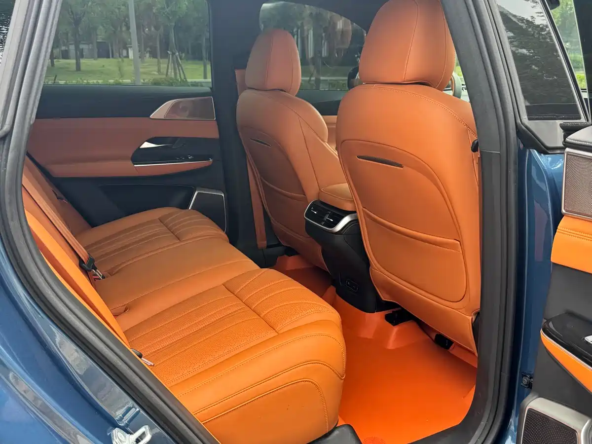 XPeng G9 2025 680 Ultra Long Range AWD Max фото 18