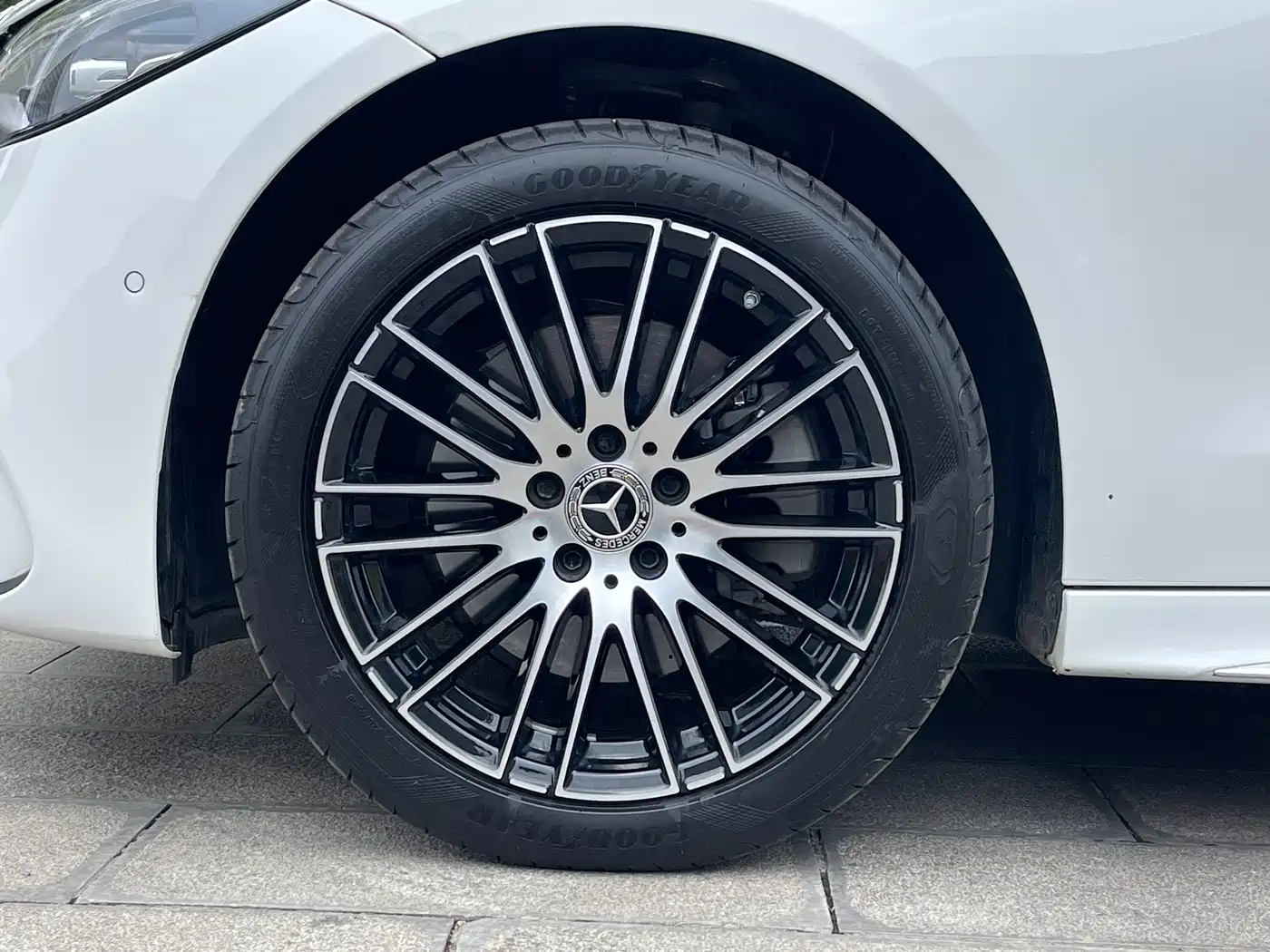 Mercedes-Benz C-Class 2025 C 260 L Sport Edition фото 15
