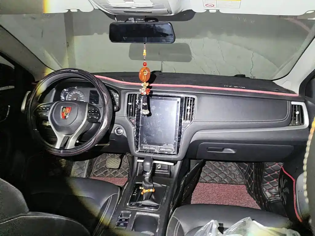 Roewe i6 2019 2019 PLUS 1.6L CVT 4G Connected Flagship Great Edition