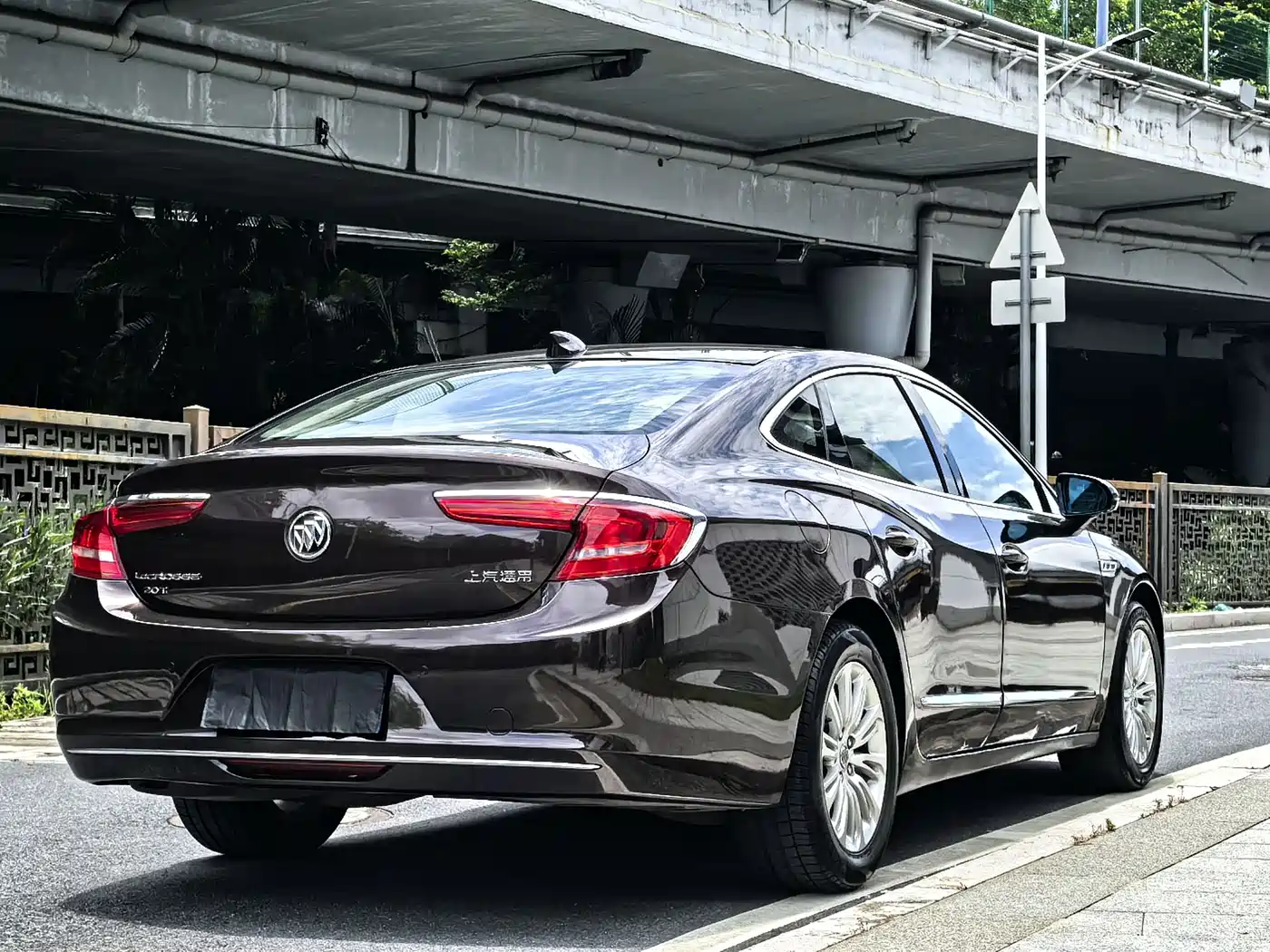 Фото 15 - Buick LaCrosse