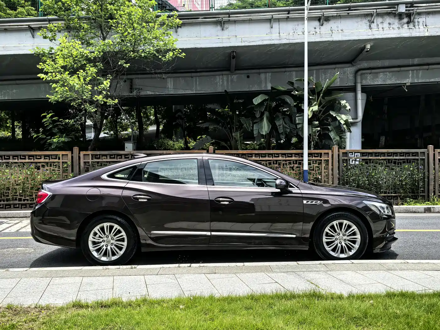 Фото 9 - Buick LaCrosse