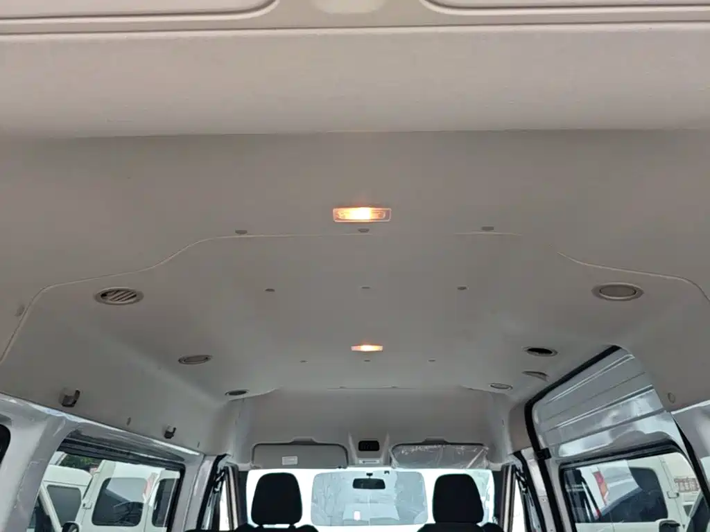Jiangling JMC Fushun 2025 2023 2.0T Manual Medium Wheelbase Medium Roof Business Version 9-Seater (Non-Operational)