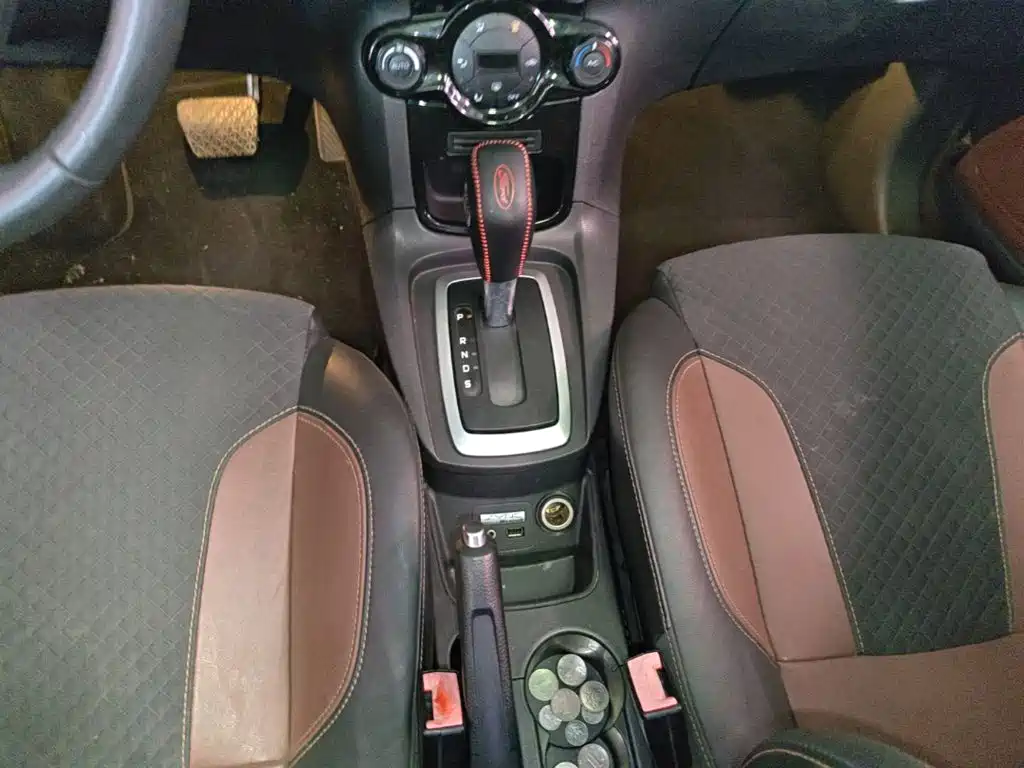 Photo 14 - Ford Fiesta