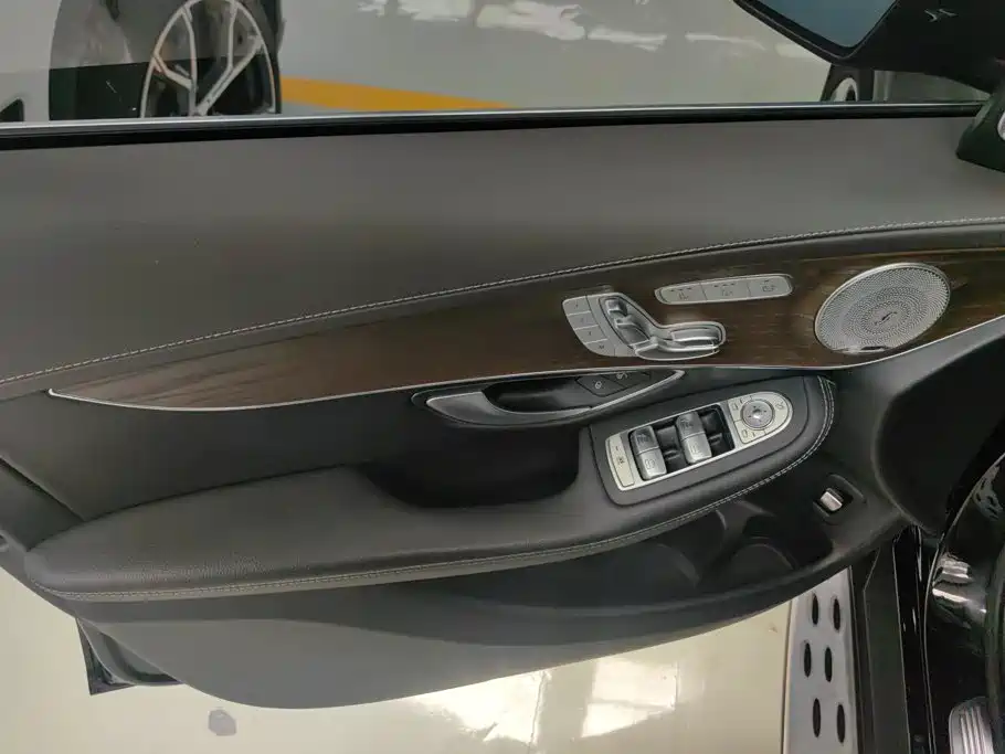 Фото 7 - Mercedes-Benz GLC