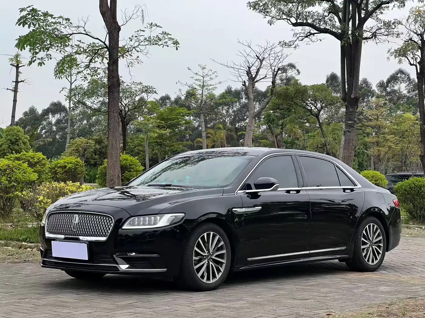 صورة 1 - Lincoln Continental