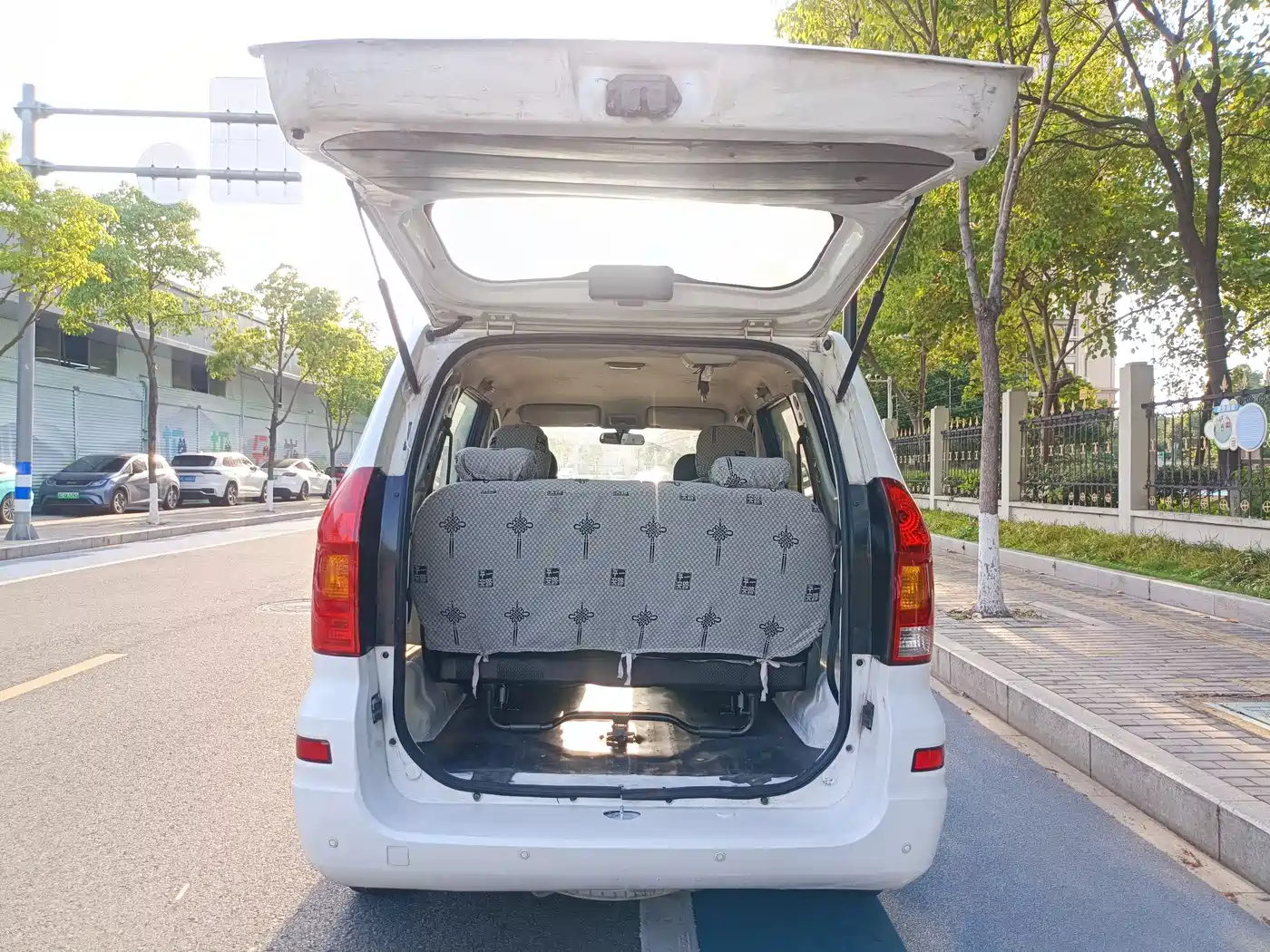 DONGFENG SCENERY 330