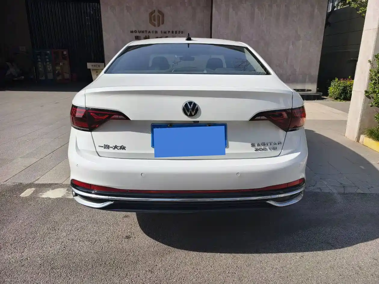Volkswagen Sagitar 2023 200TSI DSG Soaring Edition фото 8