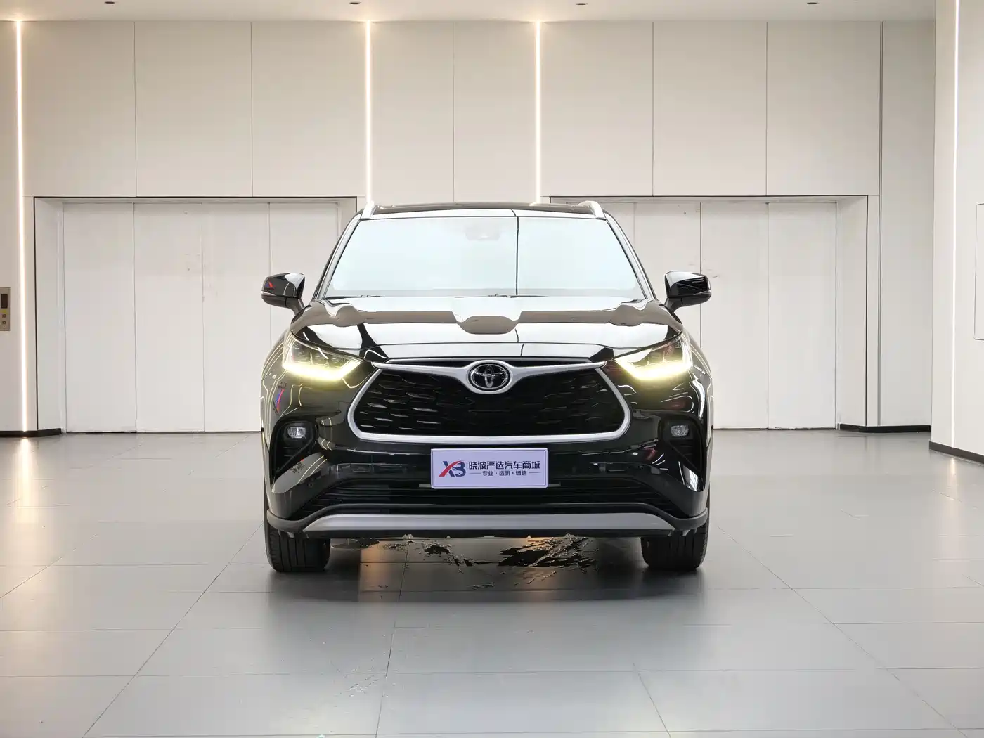 TOYOTA HIGHLANDER