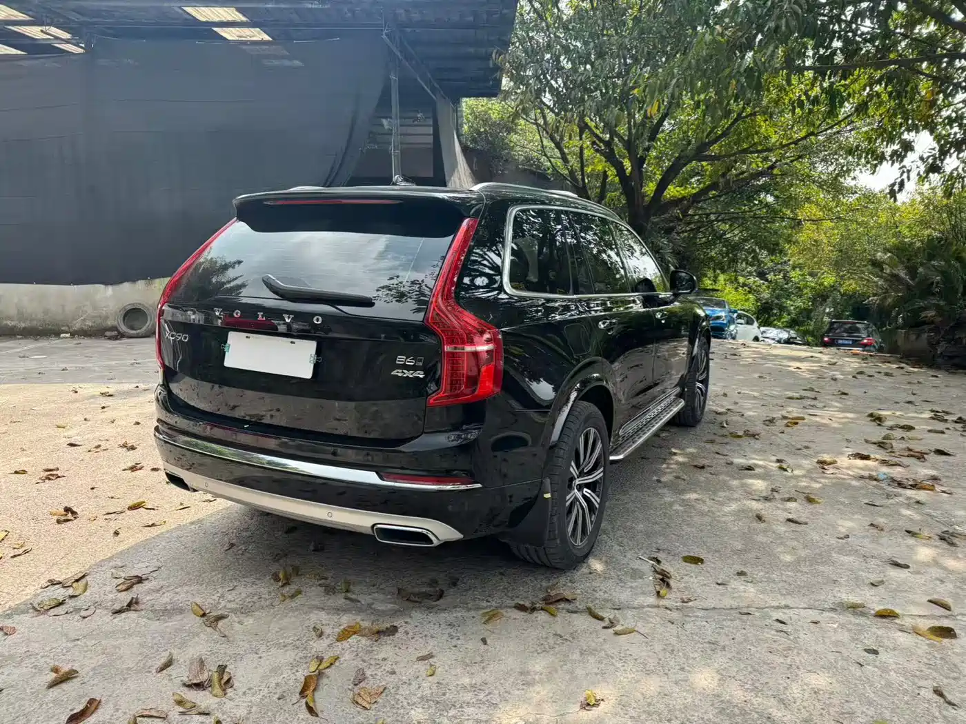 VOLVO XC90