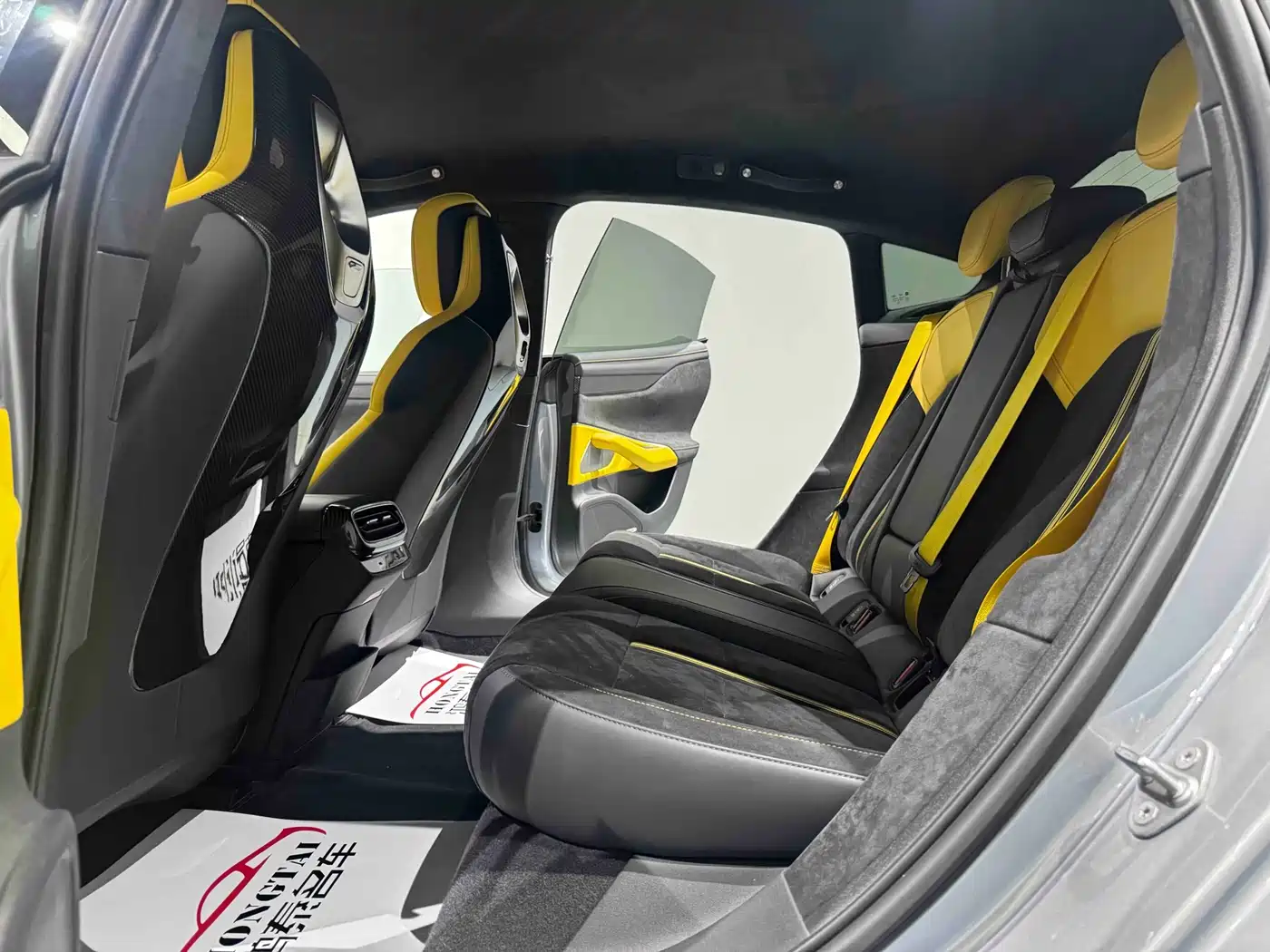 XIAOMI CAR XIAOMI SU7 ULTRA