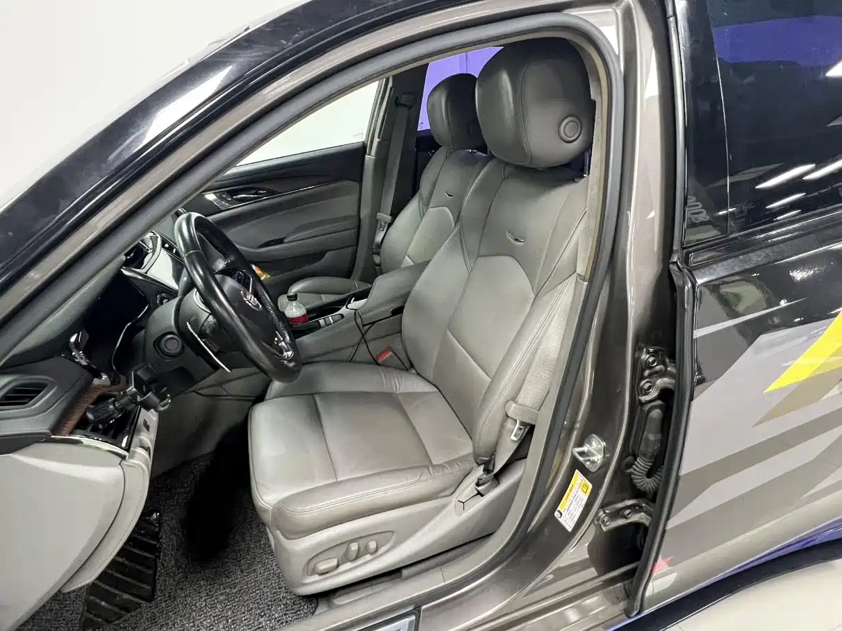 Фото 18 - Cadillac CTS (Import)