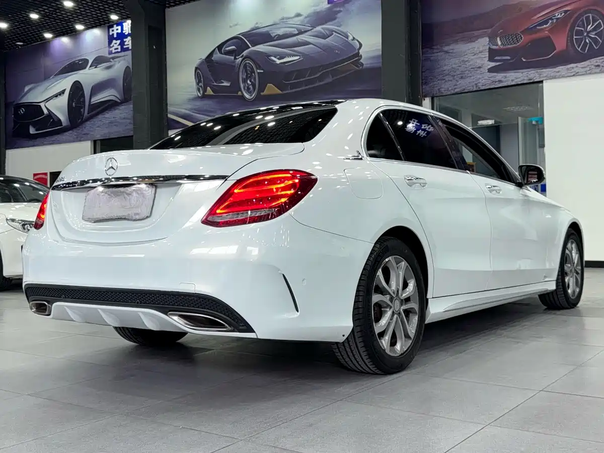 Mercedes-Benz C-Class 2017 Facelift C 180 L Fashion Sport Edition фото 21