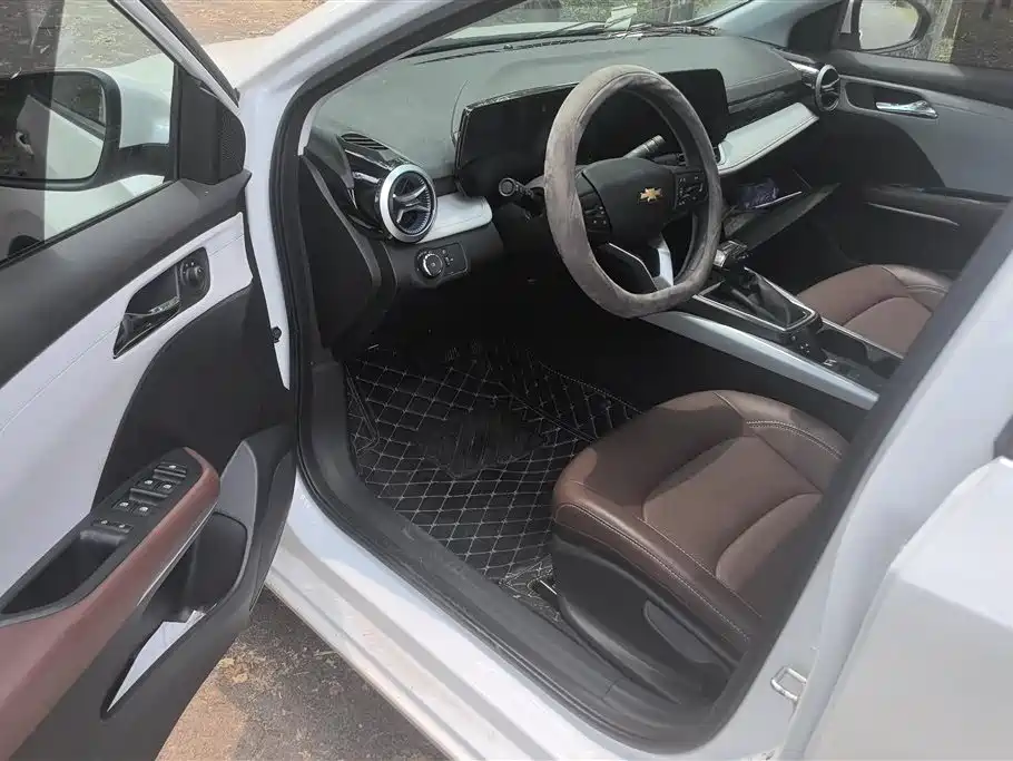 Chevrolet Monza 2023 1.5L Dual-Clutch Enjoyment Edition фото 9
