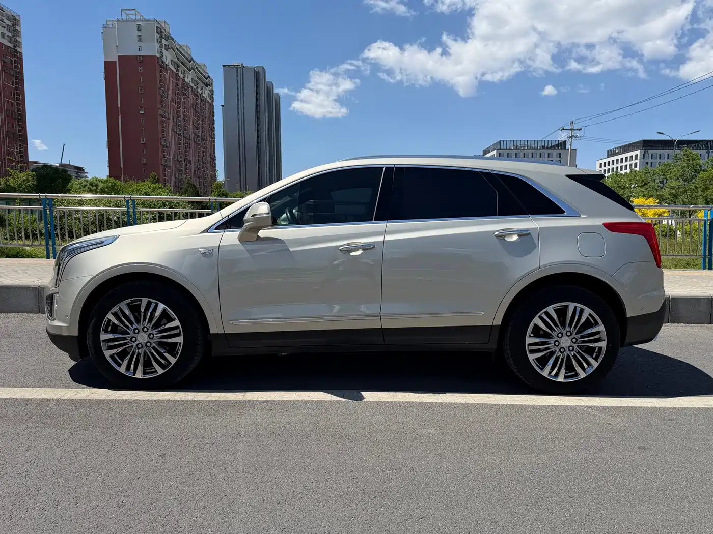 Cadillac XT5 2016 28T AWD Premium Model фото 16