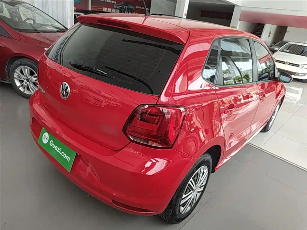 Volkswagen Polo 2016 1.4L Automatic Trend фото 7