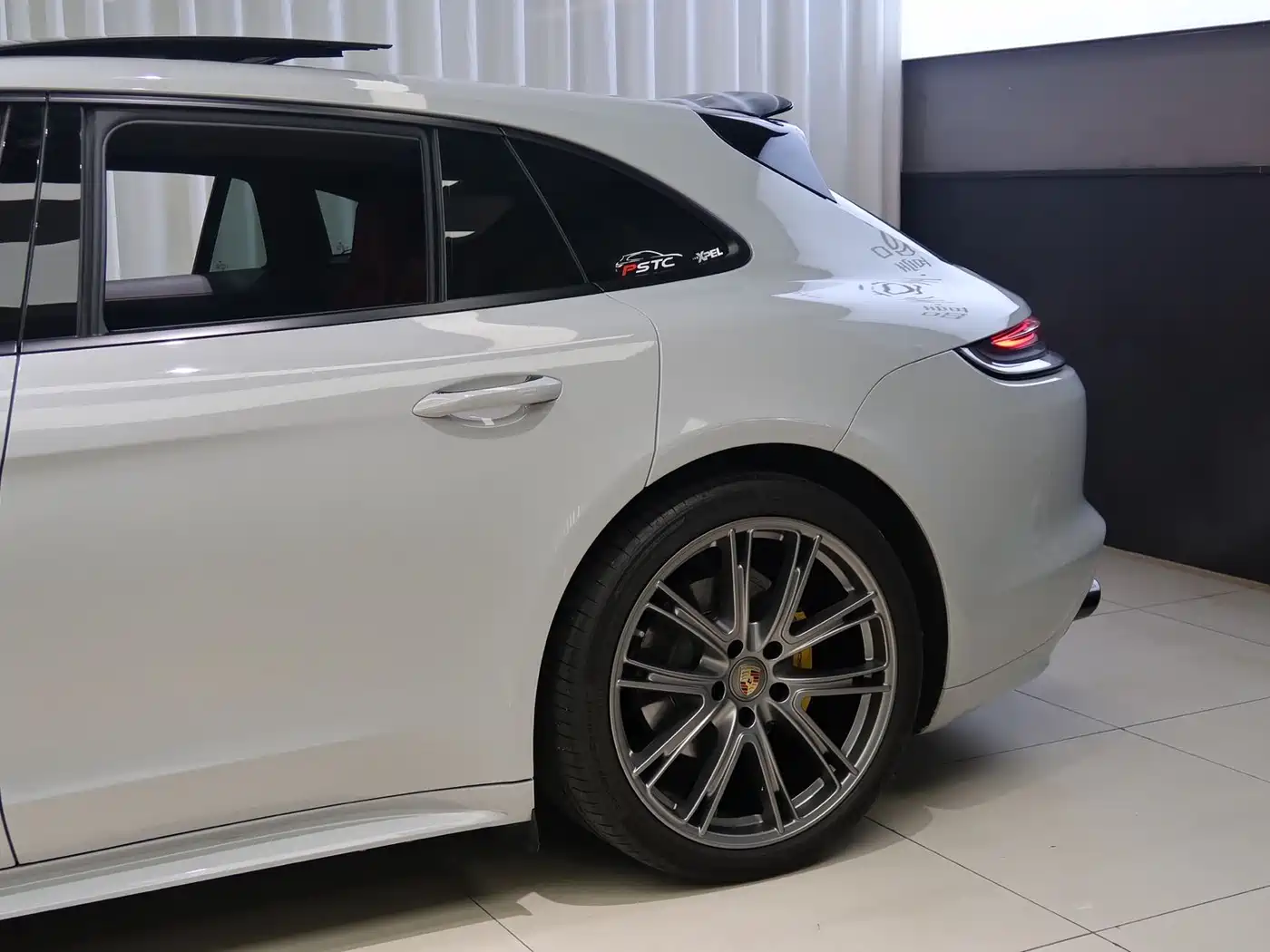 Porsche Panamera 2023 Panamera 4 Sport Turismo 2.9T фото 20