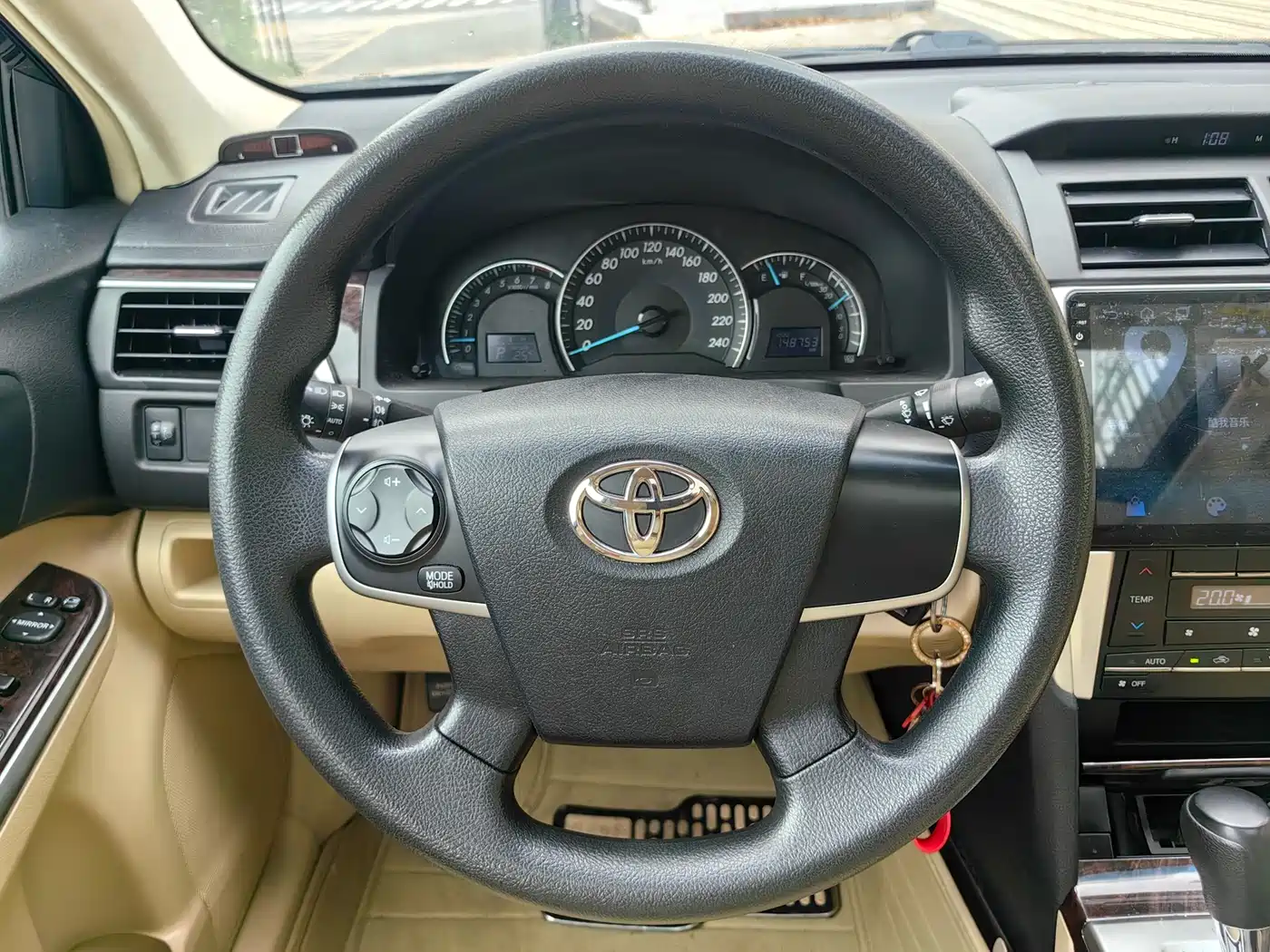 Toyota Camry 2015 2.0E Elite Edition фото 11