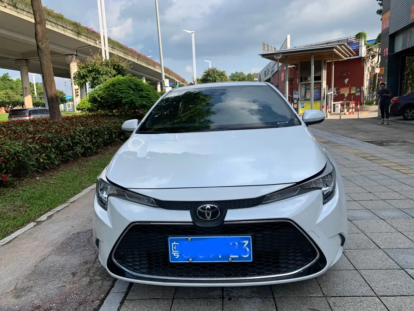 Toyota Levin 2021 185T CVT Luxury Edition фото 2