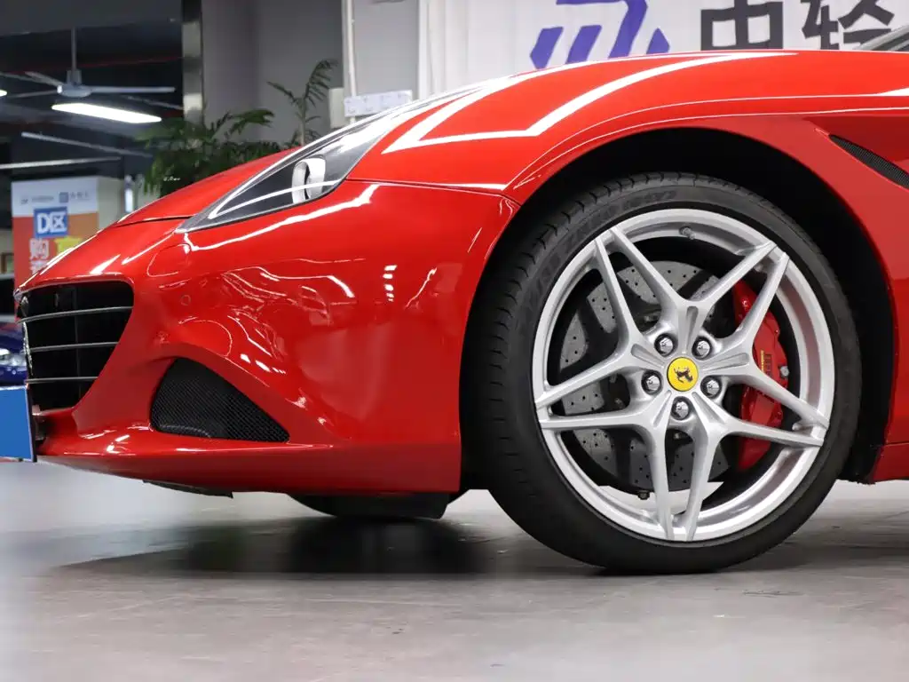 Ferrari California T 2015 2015 3.9T Standard