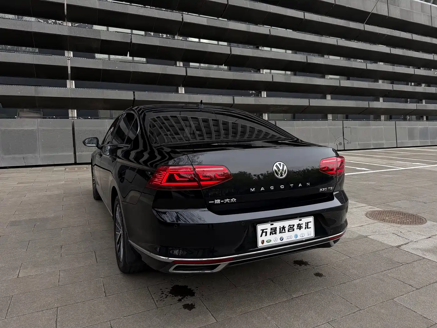 Volkswagen Magotan 2020 330TSI DSG Luxury фото 6