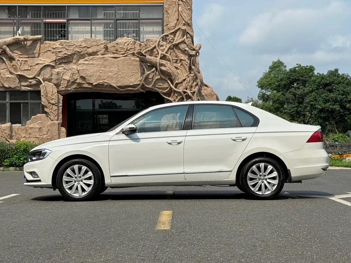 Volkswagen Bora 2018 1.5L Manual Comfort фото 4