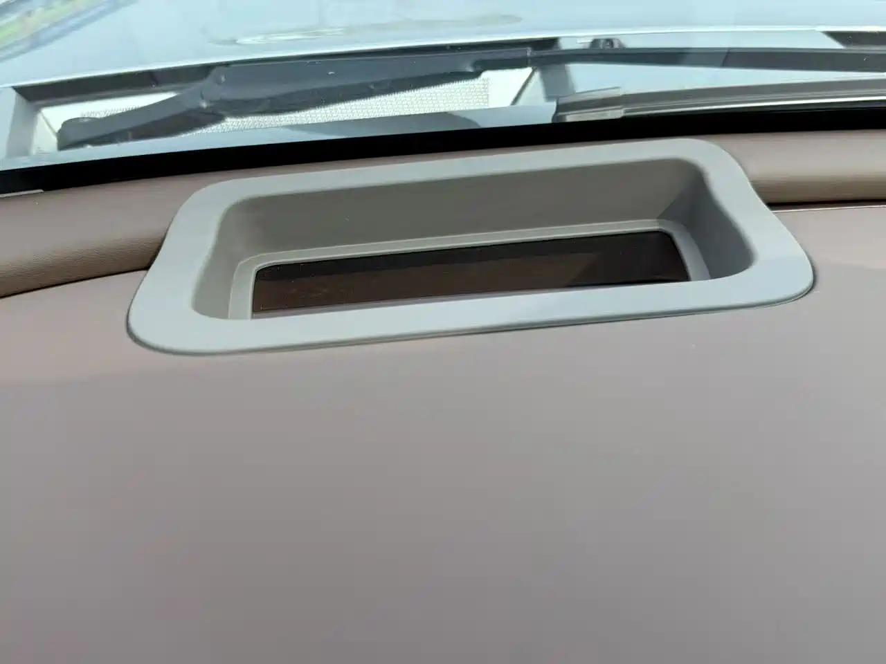 TANK TANK 700 NEW ENERGY