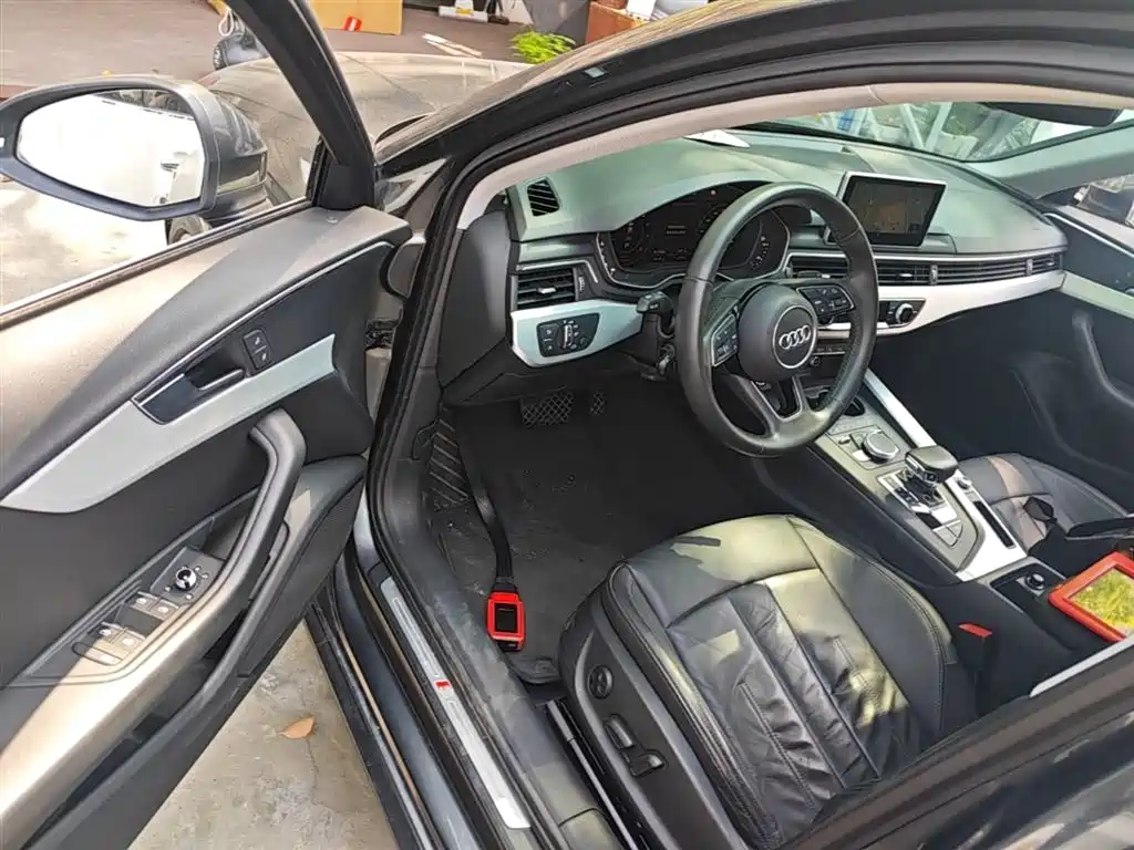 Audi A4L 2019 40 TFSI Fashion (China VI) фото 16
