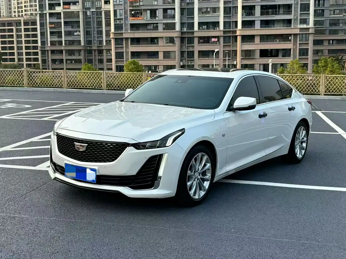 Cadillac CT5 2023 28T Platinum Style