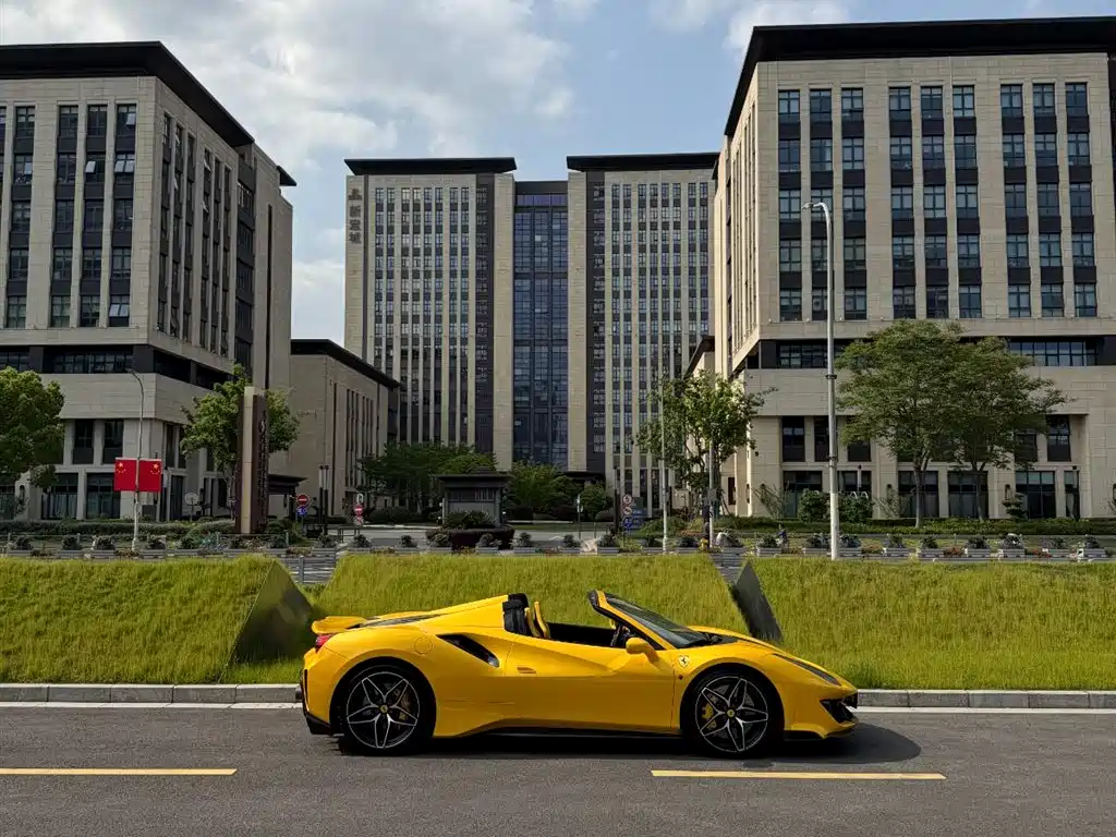 Ferrari 488 2019 488 Pista Spider фото 4
