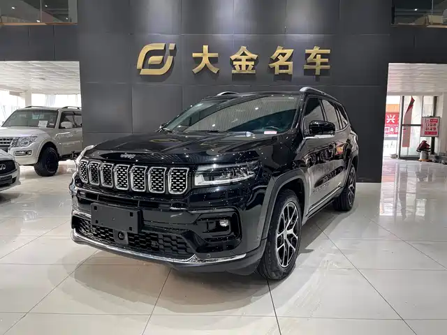 JEEP GRAND COMMANDER