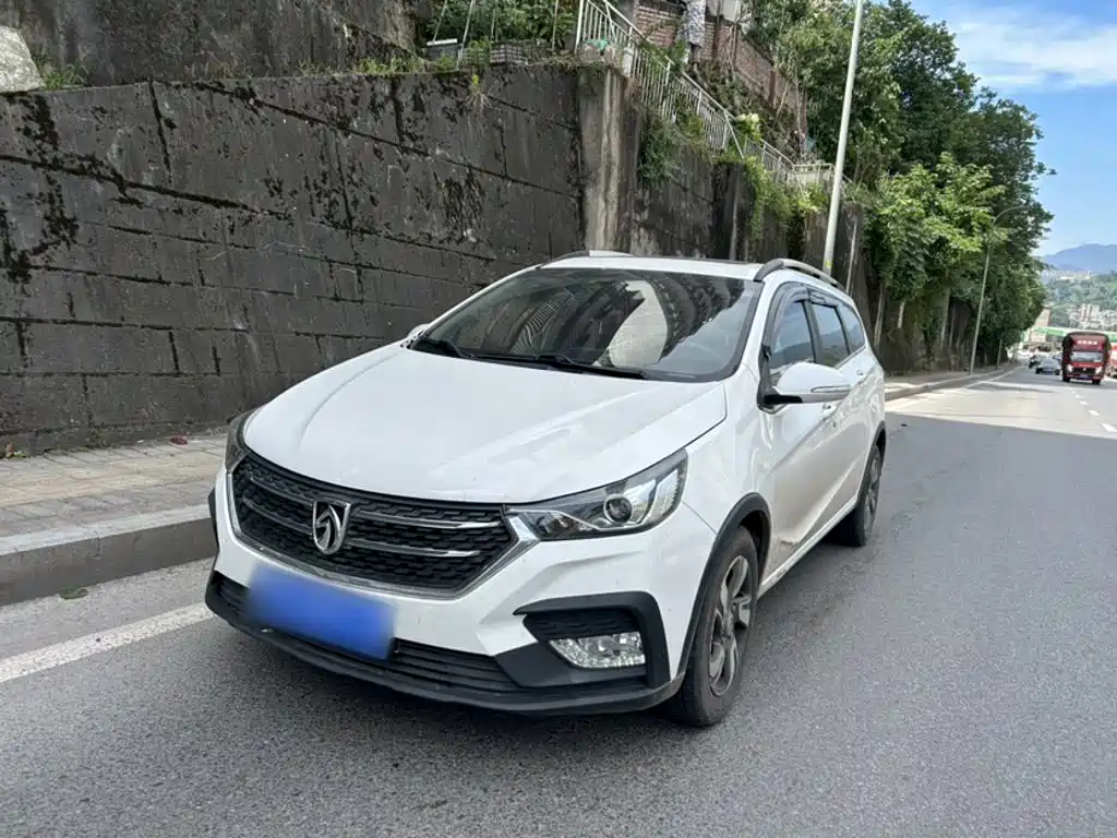 Baojun 310W 2018 2018 1.5L Auto Luxury China V