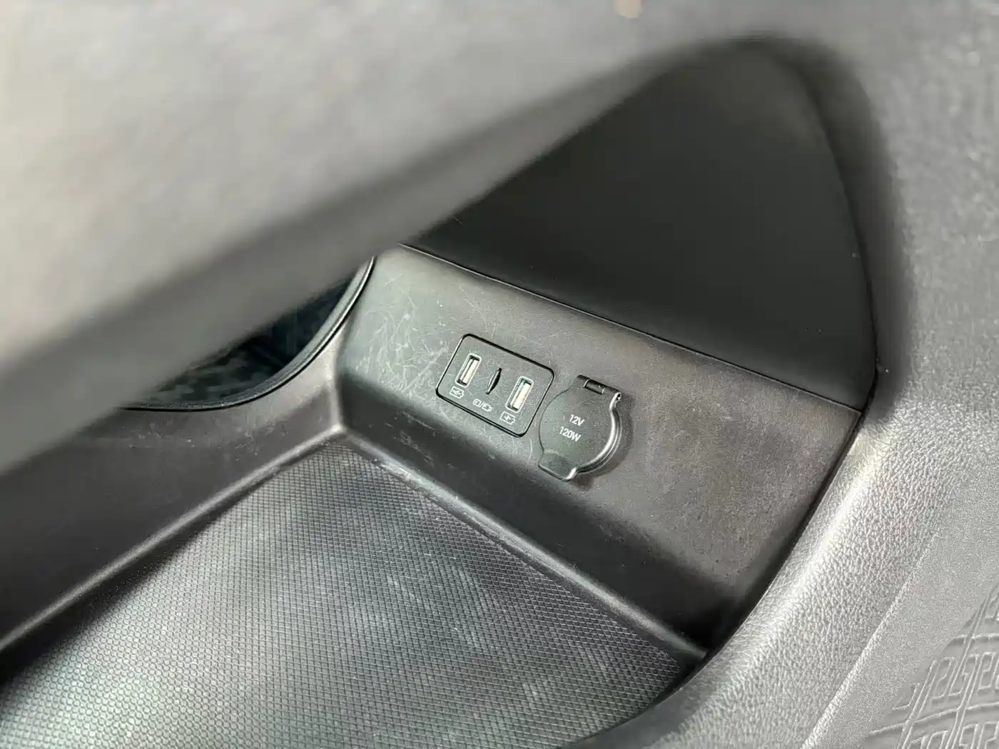 BYD Song Pro New Energy 2023 Champion Edition DM-i 110KM Excellence фото 20