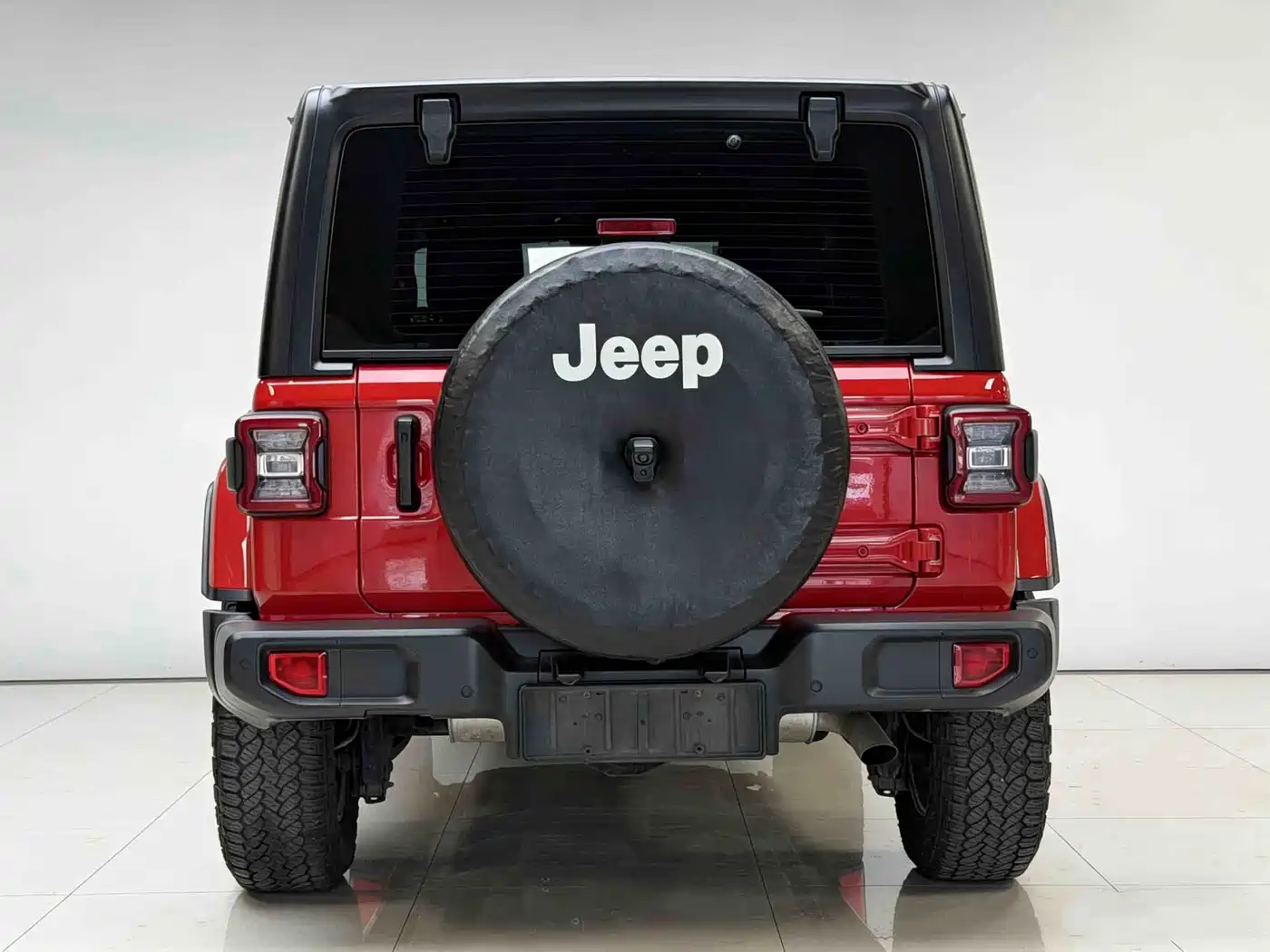 Photo 24 - Jeep Wrangler