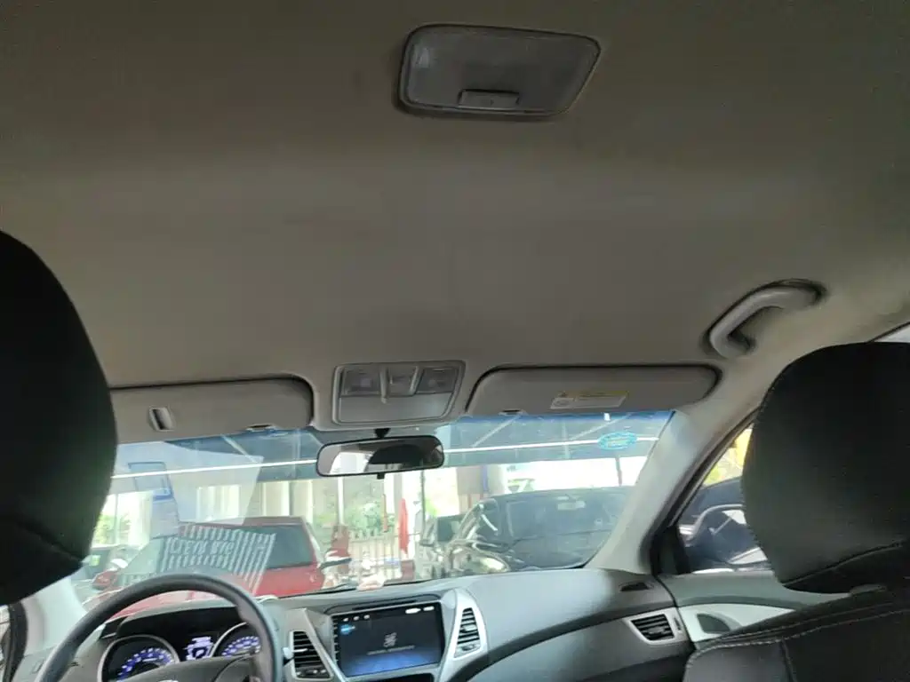Hyundai Langdong 2016 1.6L Automatic Smart Edition фото 18