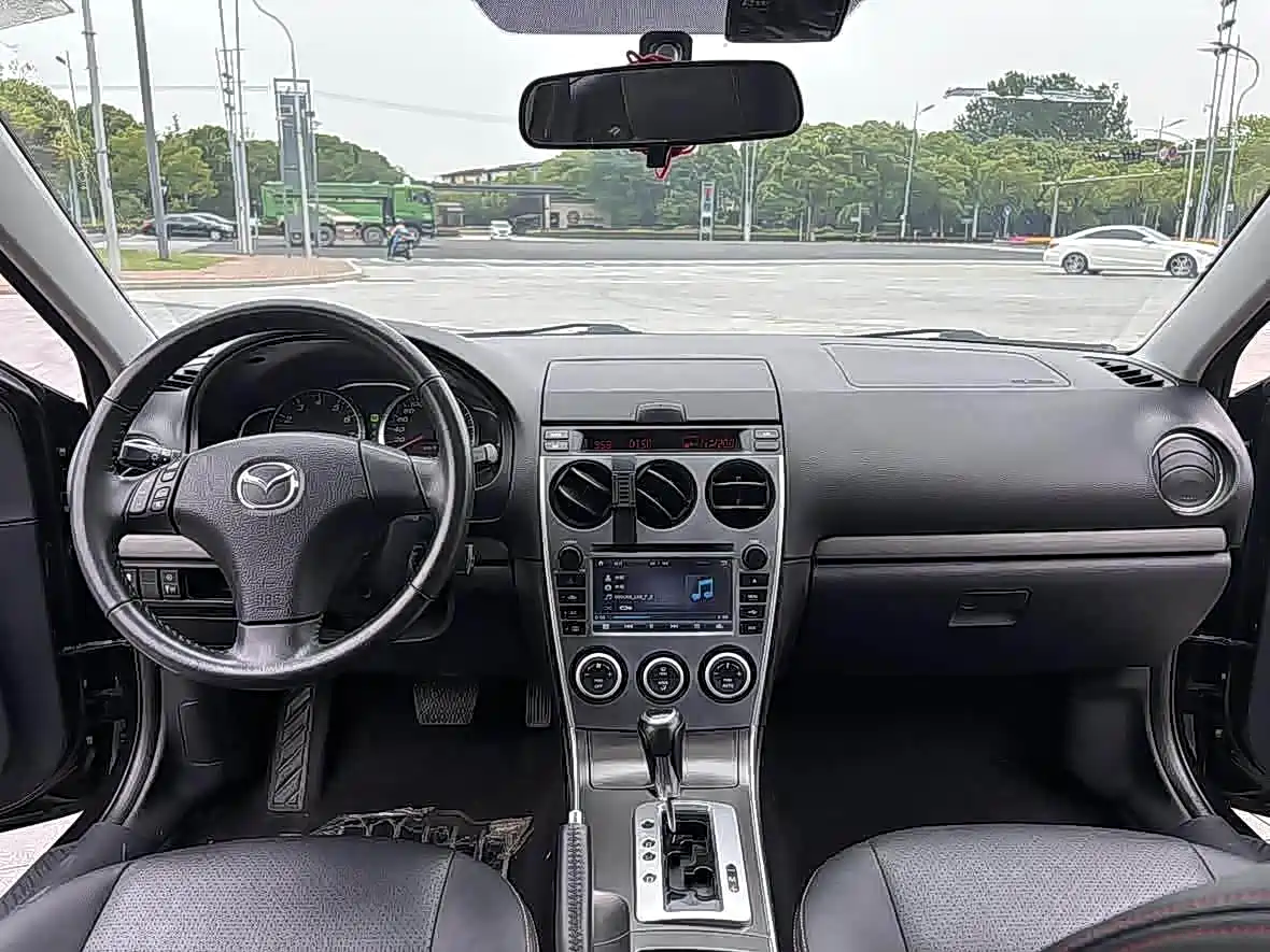 Фото 12 - Mazda 6