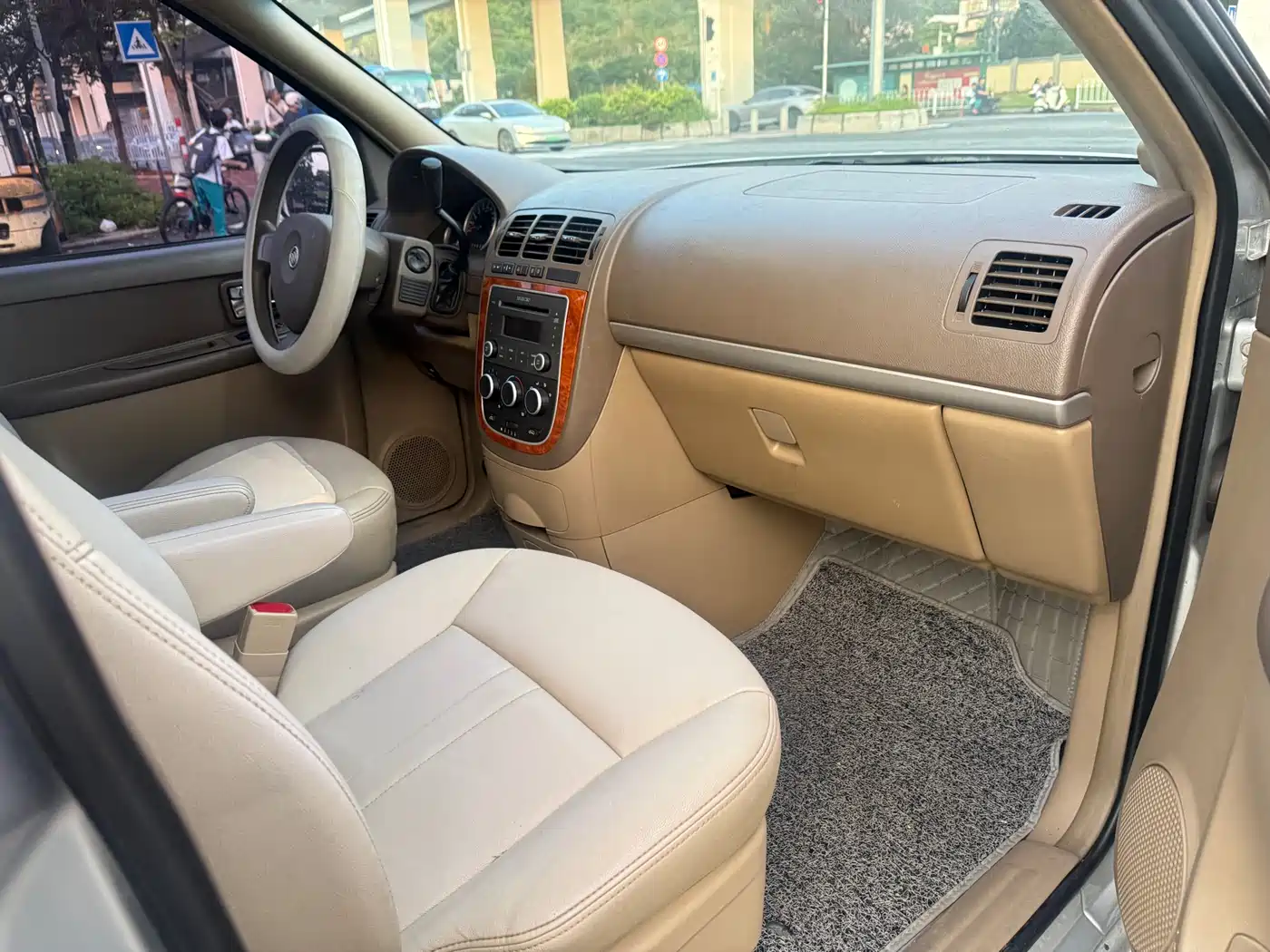 Buick GL8 2014 2.4L Classic Edition фото 9
