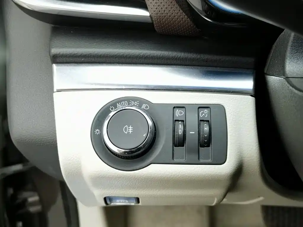 Buick GL8 2022 Land Business Class 652T Luxury фото 21